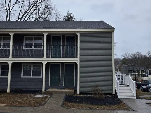 88 Cricketbrook, Dover, NH 03820