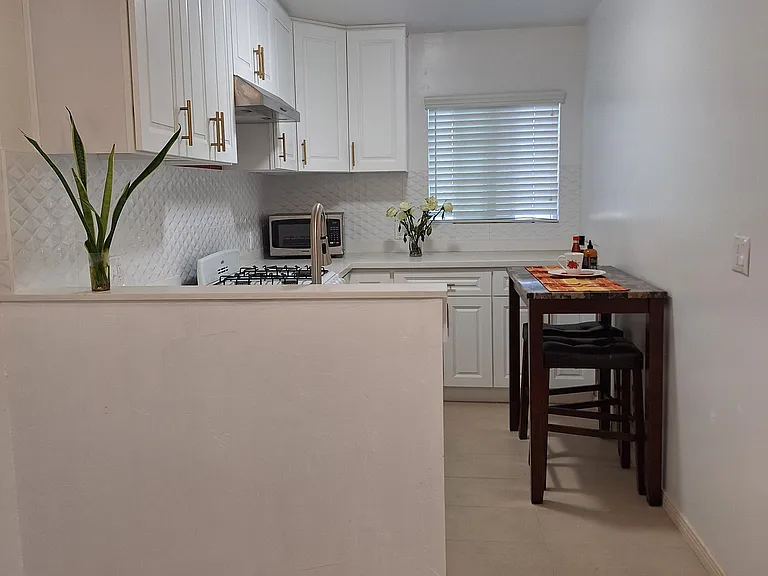 3518 1/2 W 118th Pl #2 — Photo 8
