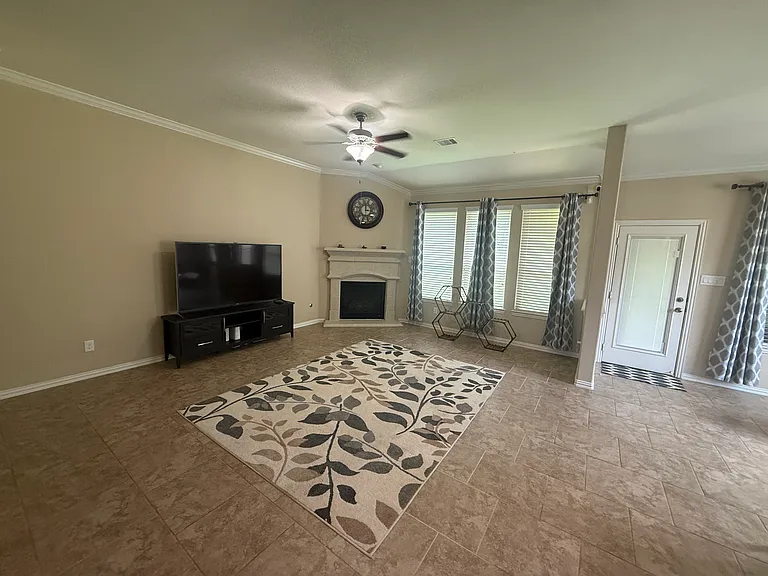 18706 Kelly Meadows Ln — Photo 13