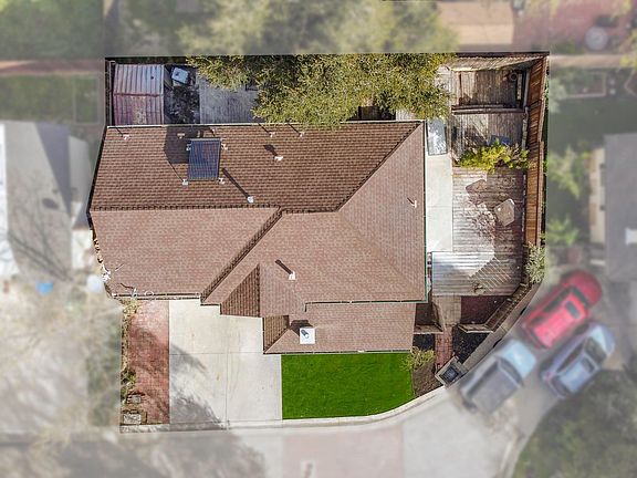 4th image of 5396 Barrenda Avenue