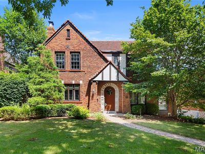 46 Broadview Dr, Saint Louis, MO, 63105