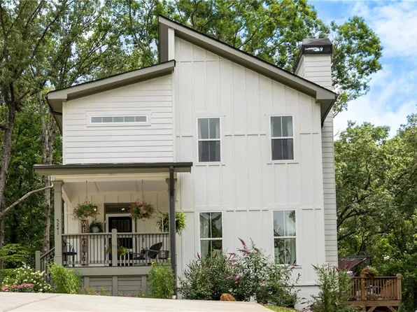 5241 Forest Cove Rd, Gainesville, GA 30506