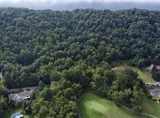 63 Fairway View Dr, Peterstown, WV 24963