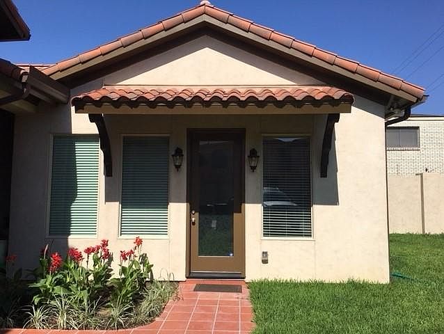 Entrance to apartment