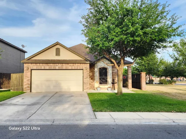 11432 Sierra Gorda Dr, Laredo, TX 78045