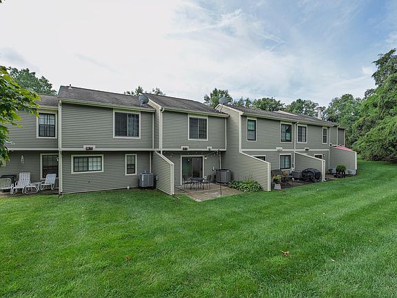 4th image of 2426 Palmeadow