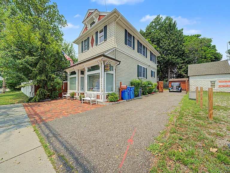15 Chestnut St — Photo 25