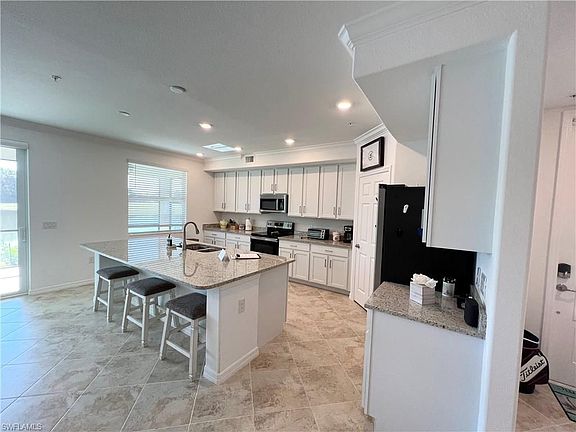 3rd image of 14608 Sycamore Ct #2112
