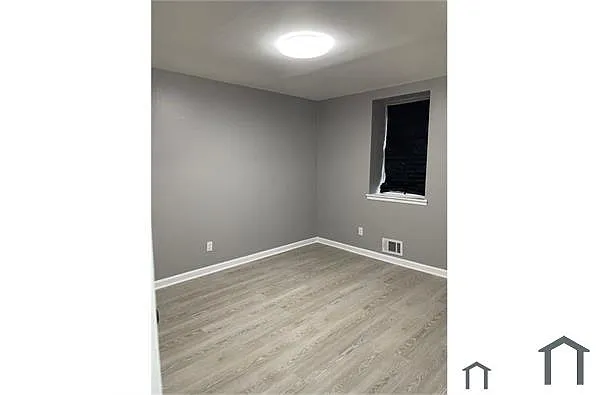 Building Photo - 2024 Codd Ave