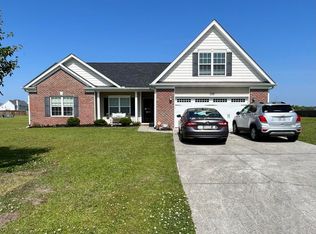 156 River Winding Rd, Jacksonville, NC 28540