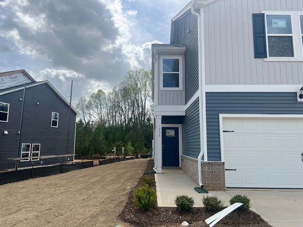 1038 Winding Spring Dr, Mebane, NC