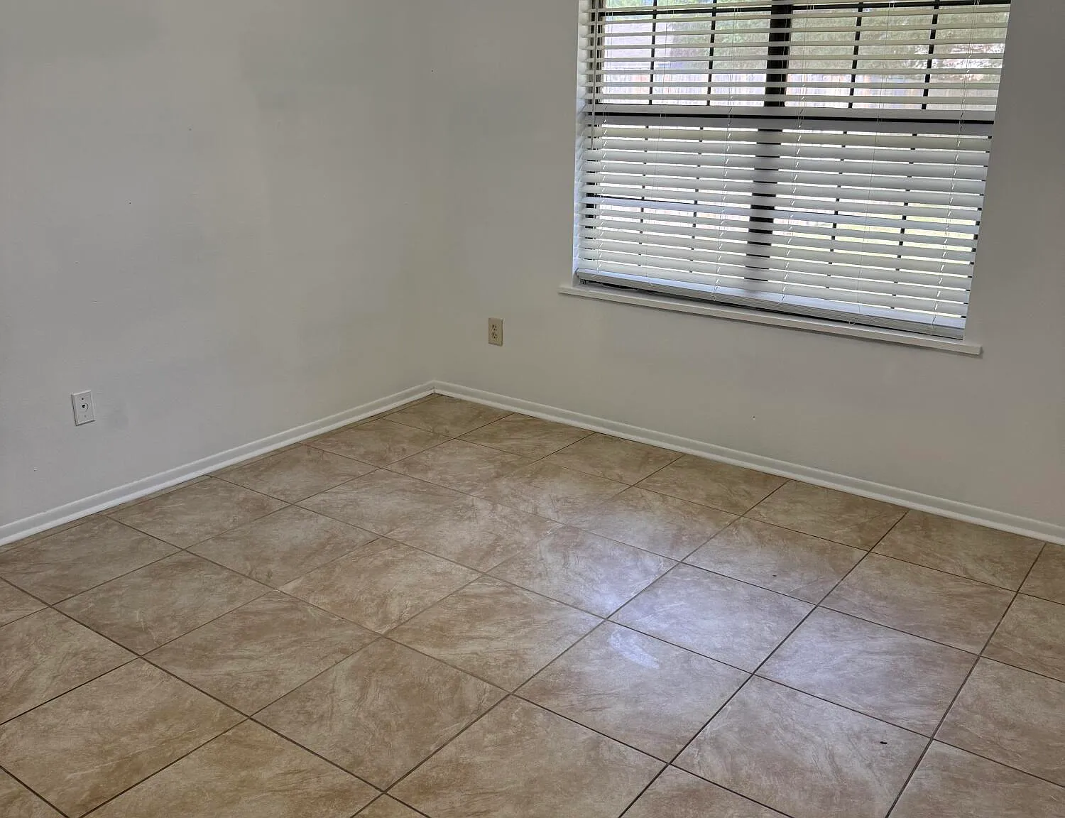 3 bed, 1107 sqft, $1,500 — Photo 3