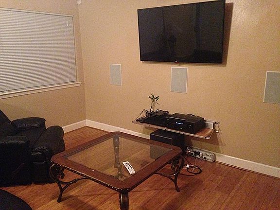 4th image of 11709 Chanteloup Dr