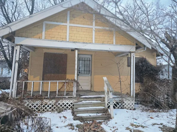 612 S Jackson St, Decatur, IL 62521