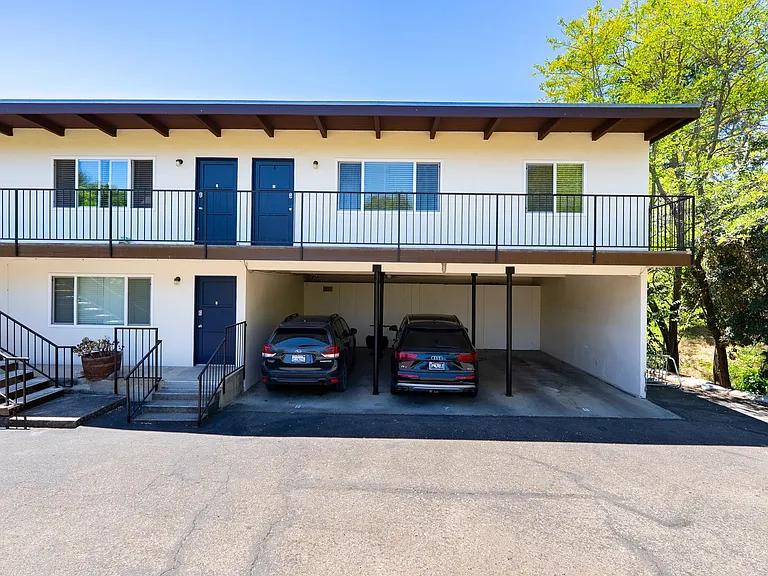 Modern Living: 8-Unit Apartment Building in the Heart of Downtown San Luis Obispo — Photo 34