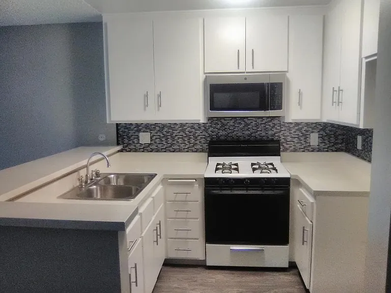 Azul Apartments — Photo 6