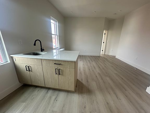3rd image of 530 W Side Ave #L3