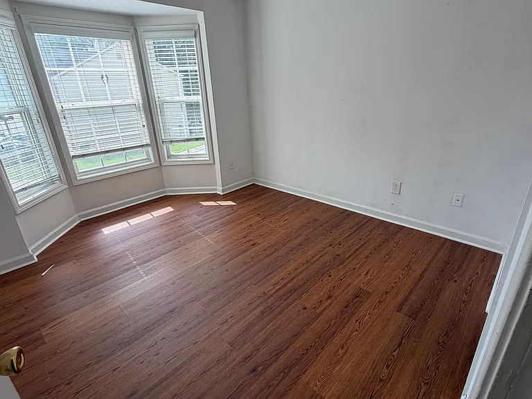 1213 Blairs Pointe Dr — Photo 16
