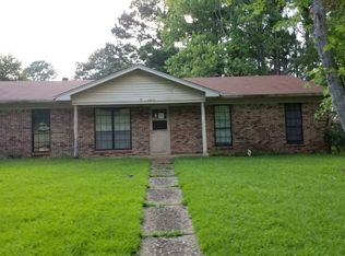 10610 Diamond Dr, Little Rock, AR 72209