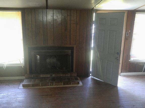 4th image of 48223 1st St