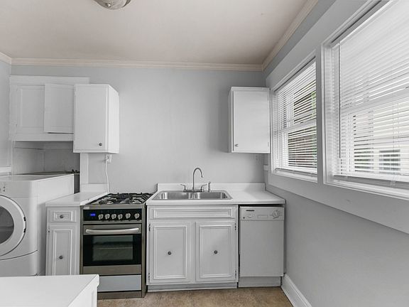 3rd image of 3410 8th Ave S APT 3