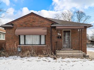 8121 Winona Ave, Allen Park, MI 48101
