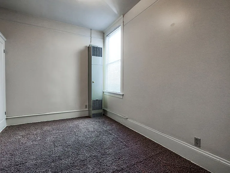 819 NW 23rd Ave — Photo 124