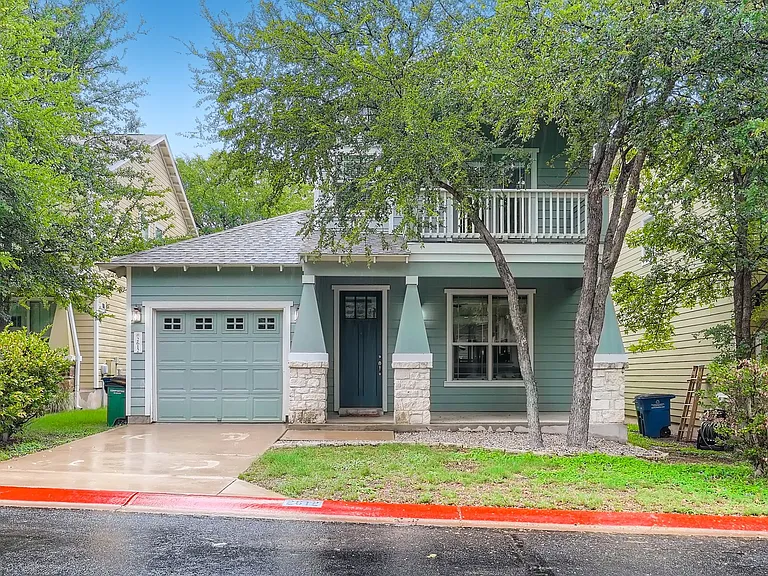 2612 Lightfoot Trl — Photo 1