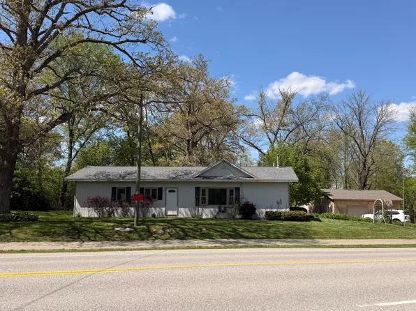 2321 Mehaffey Bridge Rd NE, North Liberty, IA 52317