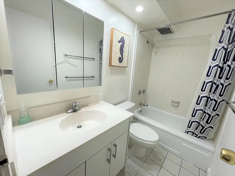 1571 Piikoi St #803 — Photo 6
