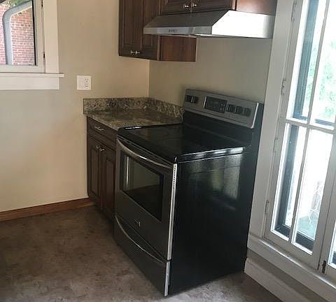 5th image of 737 N Corona St APT D