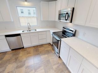 180 Unit St, Providence, RI 02909