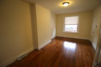 2nd image of 706 N Van Buren St
