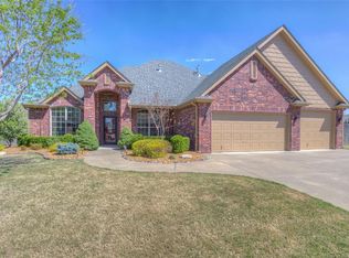 1226 Manor Dr, Bartlesville, OK 74006