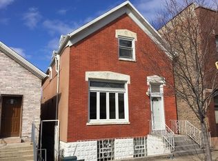 3202 S Lowe Ave, Chicago, IL 60616