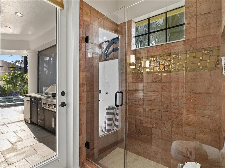 540 Fore Dr — Photo 38