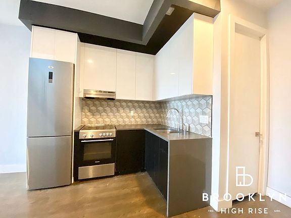 3rd image of 2717 Snyder Ave #4R