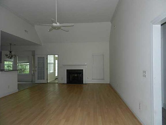 4th image of 120 Northpark Ave