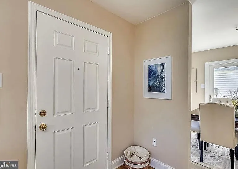 731 Opus Ave — Photo 5