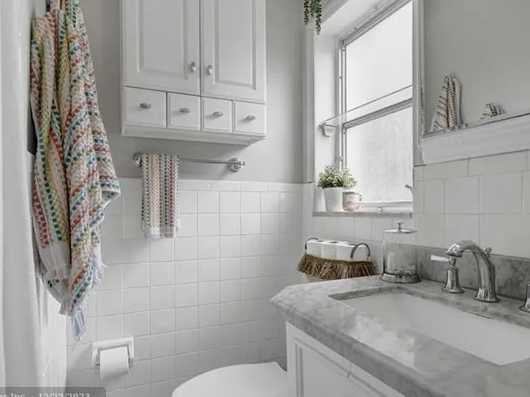 1189 W Camino Real — Photo 10