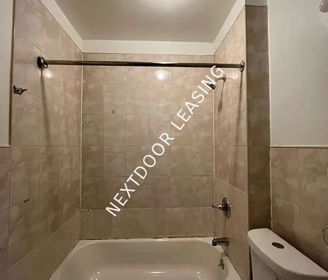 31 Van Nostrand Ave #1M — Photo 2