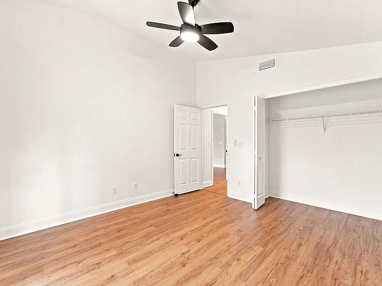 3708 Kent Dr — Photo 23