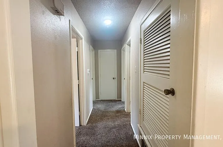 7820 Vernon Ave — Photo 17