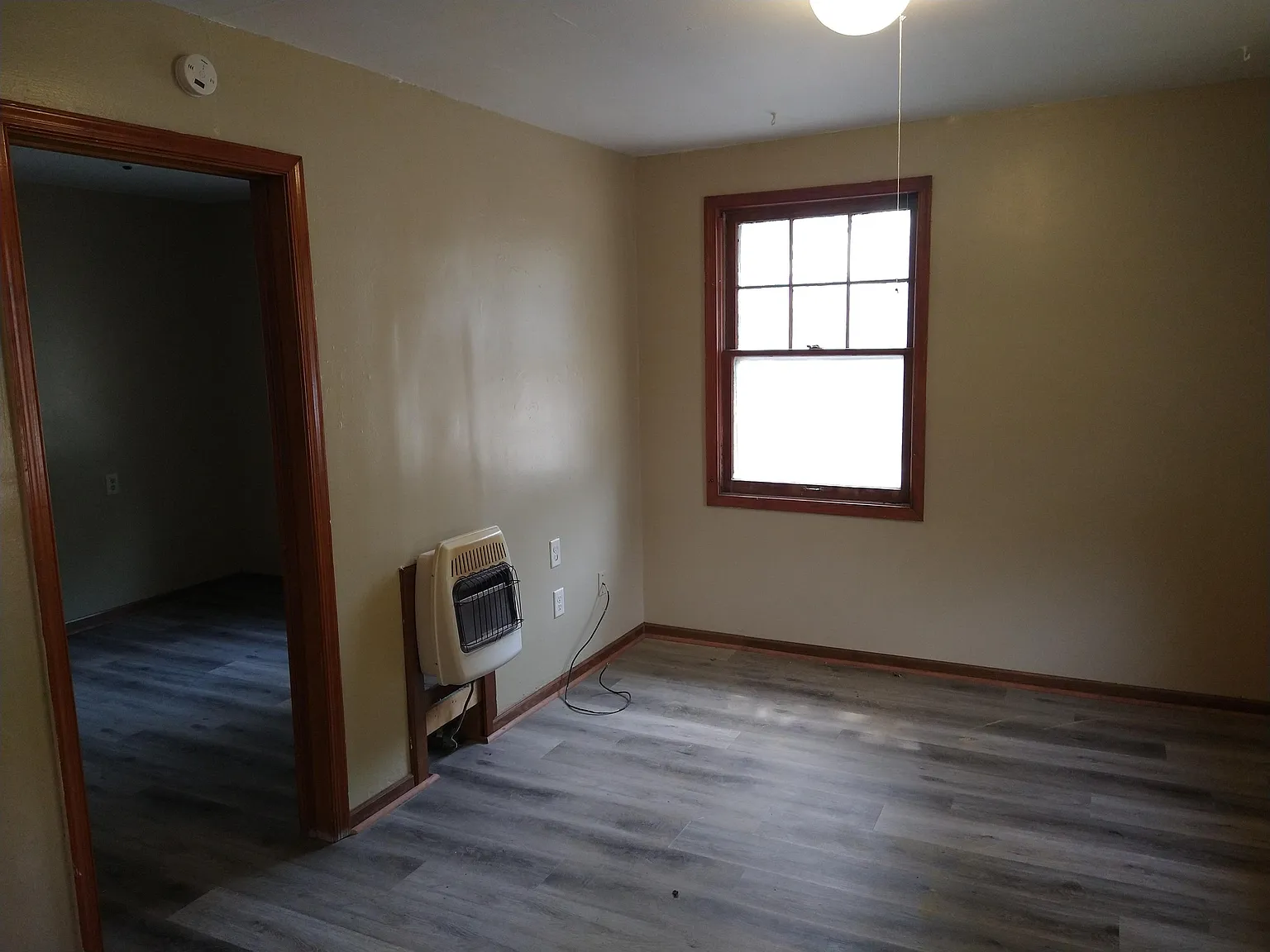 FRE 210-212 S Lincoln Avenue - 212 — Photo 4