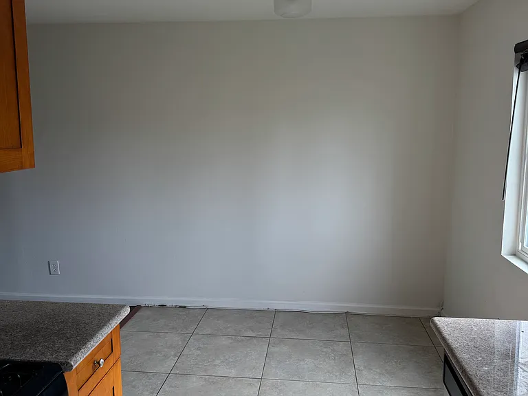 5401 W Olympic Blvd #3 — Photo 19