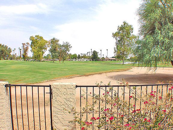 4th image of 8027 N Via De Lago