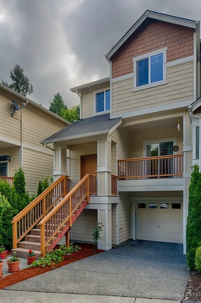 3 bed, 2.5 bath, 1910 sqft, $4,000 — Photo 1