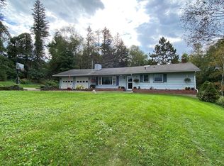 2484 Morrcrest Dr, Corning, NY 14830