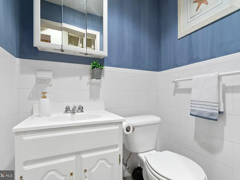 104 N 2nd St #200 — Photo 5