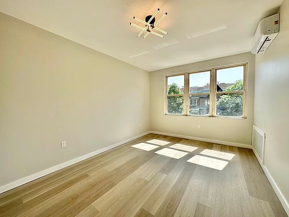 5th image of 45-42 43rd St #3